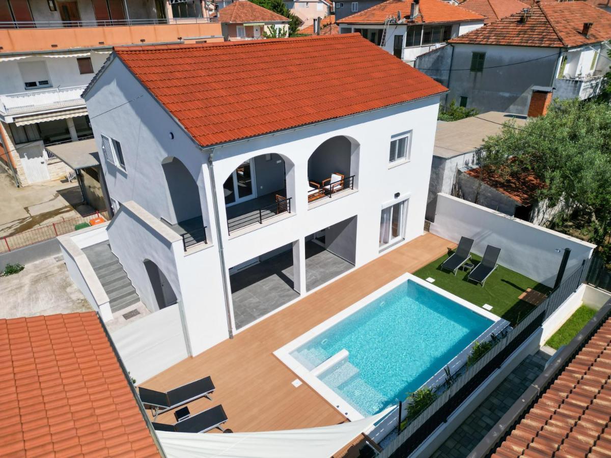 Bernie Apartments With A Pool Zadar Eksteriør bilde
